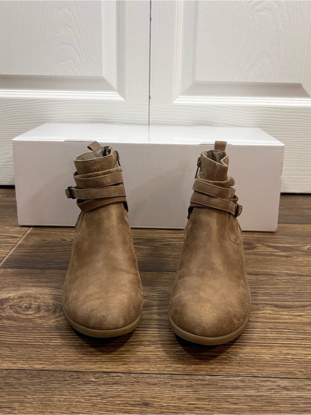 Kim Rogers Pamila Western Boho Faux Suede Ankle Booties Taupe 7.5 - Picture 4 of 12